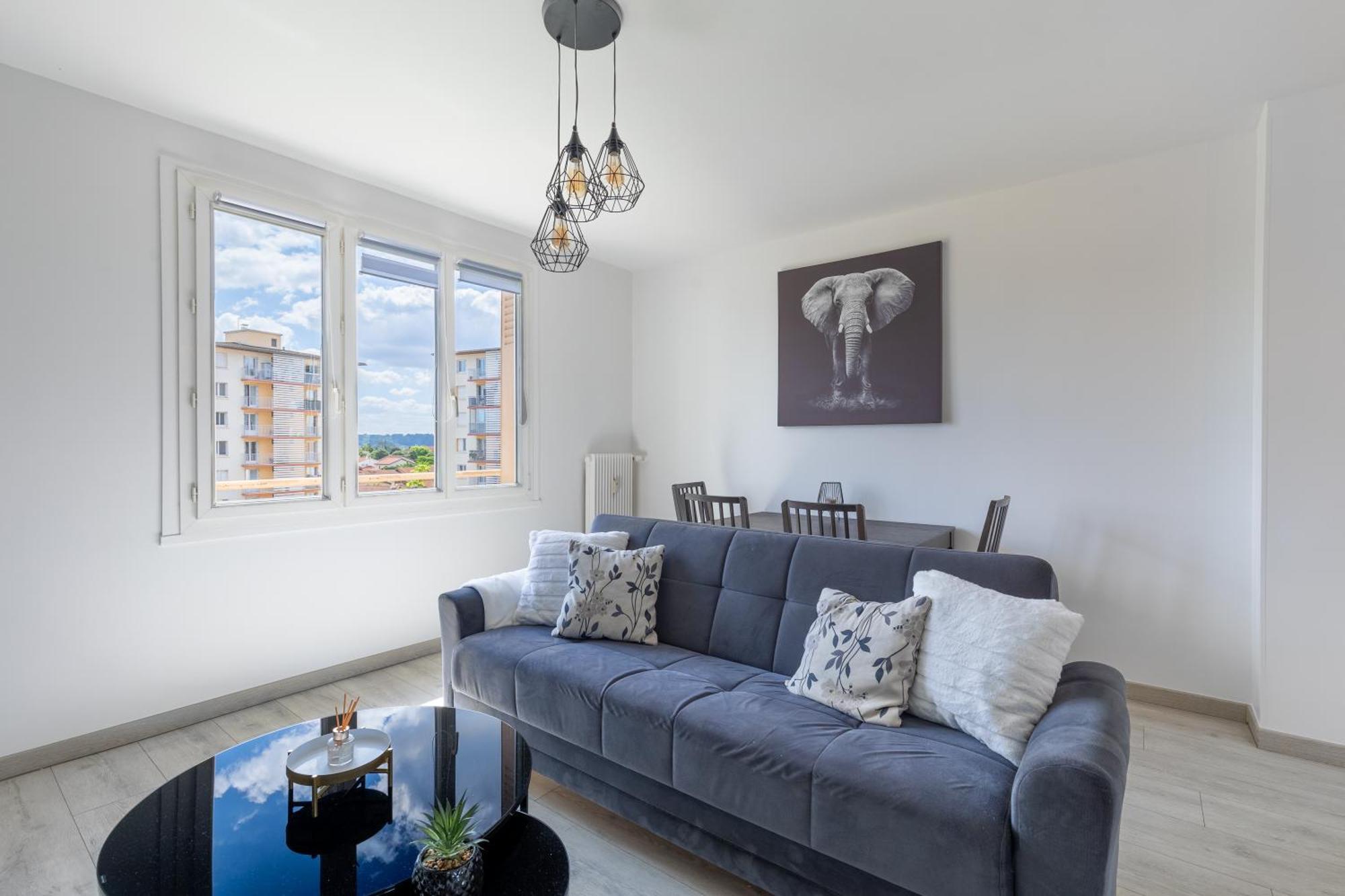Apartament Proche Autoroute Et Parking Villefranche-sur-Saône Zewnętrze zdjęcie